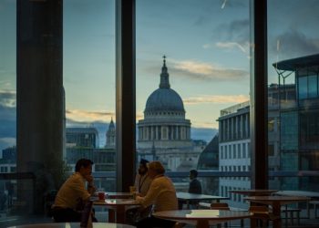 Navigating the Complexities of ETFs: A Beginner's Guide to Understanding the Pros and Cons